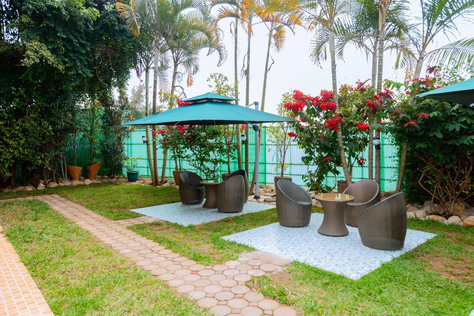 Five To Five Hotel Kigali Exterior foto