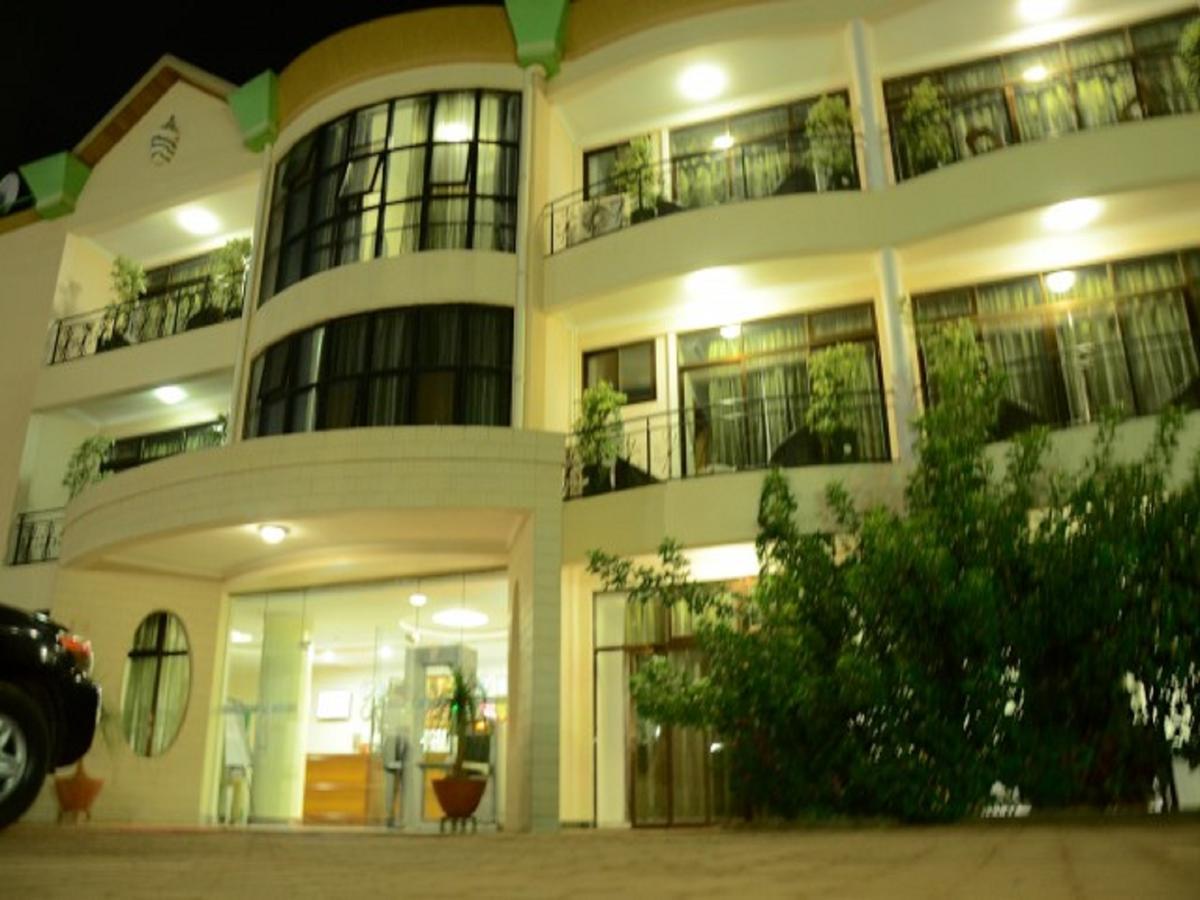 Five To Five Hotel Kigali Exterior foto
