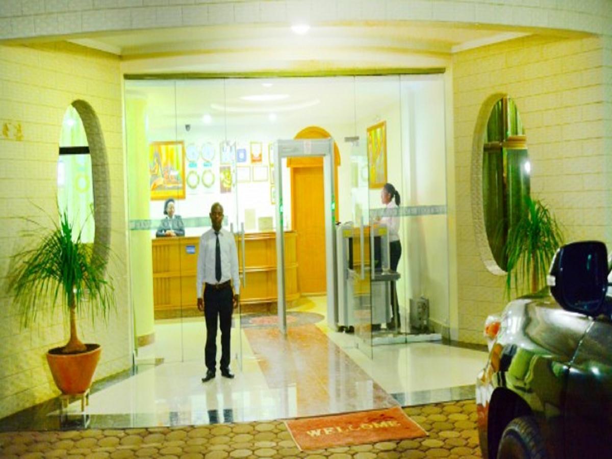Five To Five Hotel Kigali Exterior foto